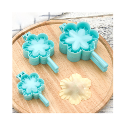 Lot de 3 moules à pastels, ravioli forme fleur de différentes dimensions