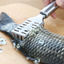 râpe à écailles de poisson en acier inoxydable pour enlever rapidement les écailles de poisson